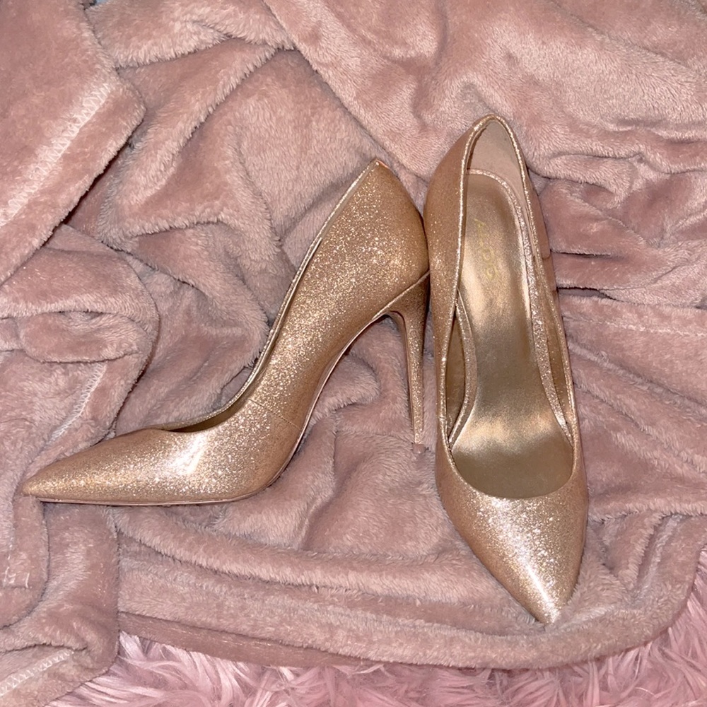 Aldo light pink glitter heels